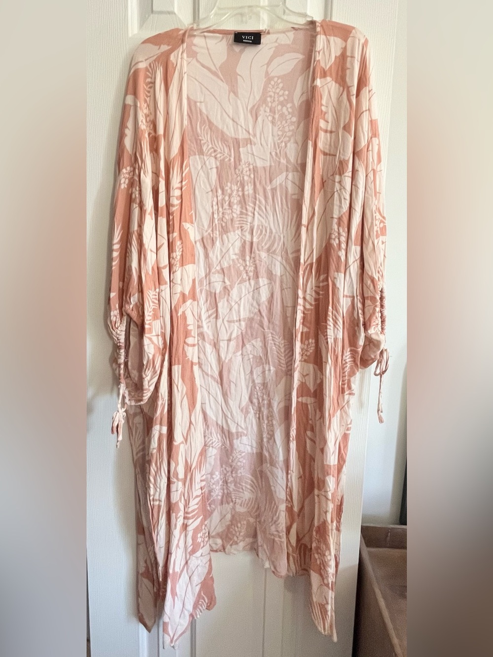 Vici Safari Kimono in Pink/Peach and Cream Combo